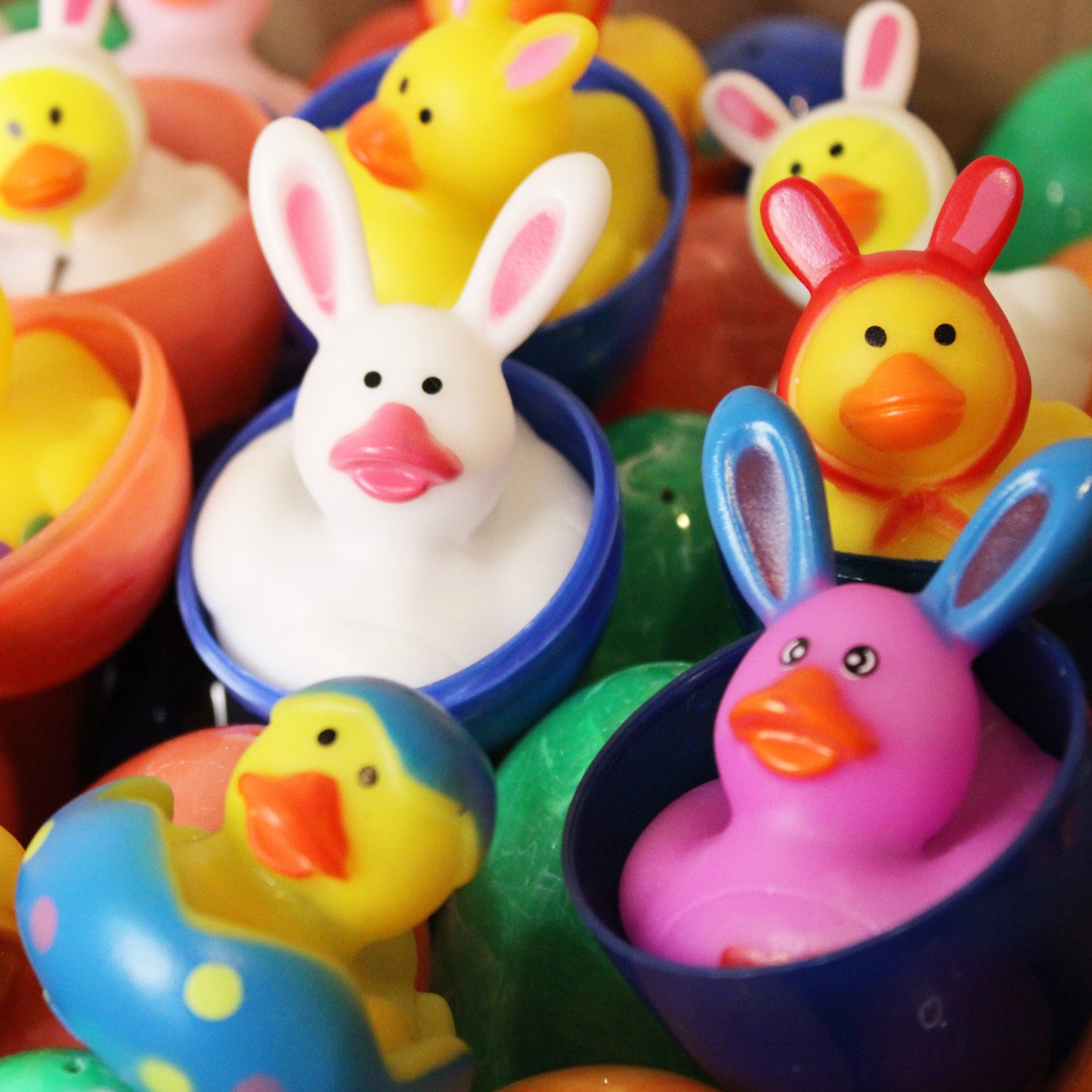 Easter Ducks with Plastic Eggs - Set of 18