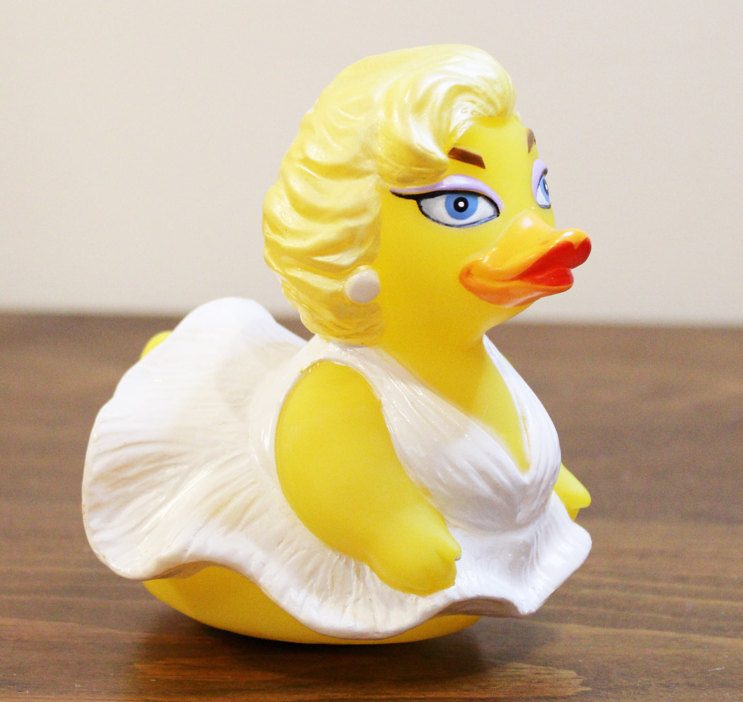 Pond Bombshell: Marilyn Monroe Rubber Duck - Limited Edition by CelebriDucks